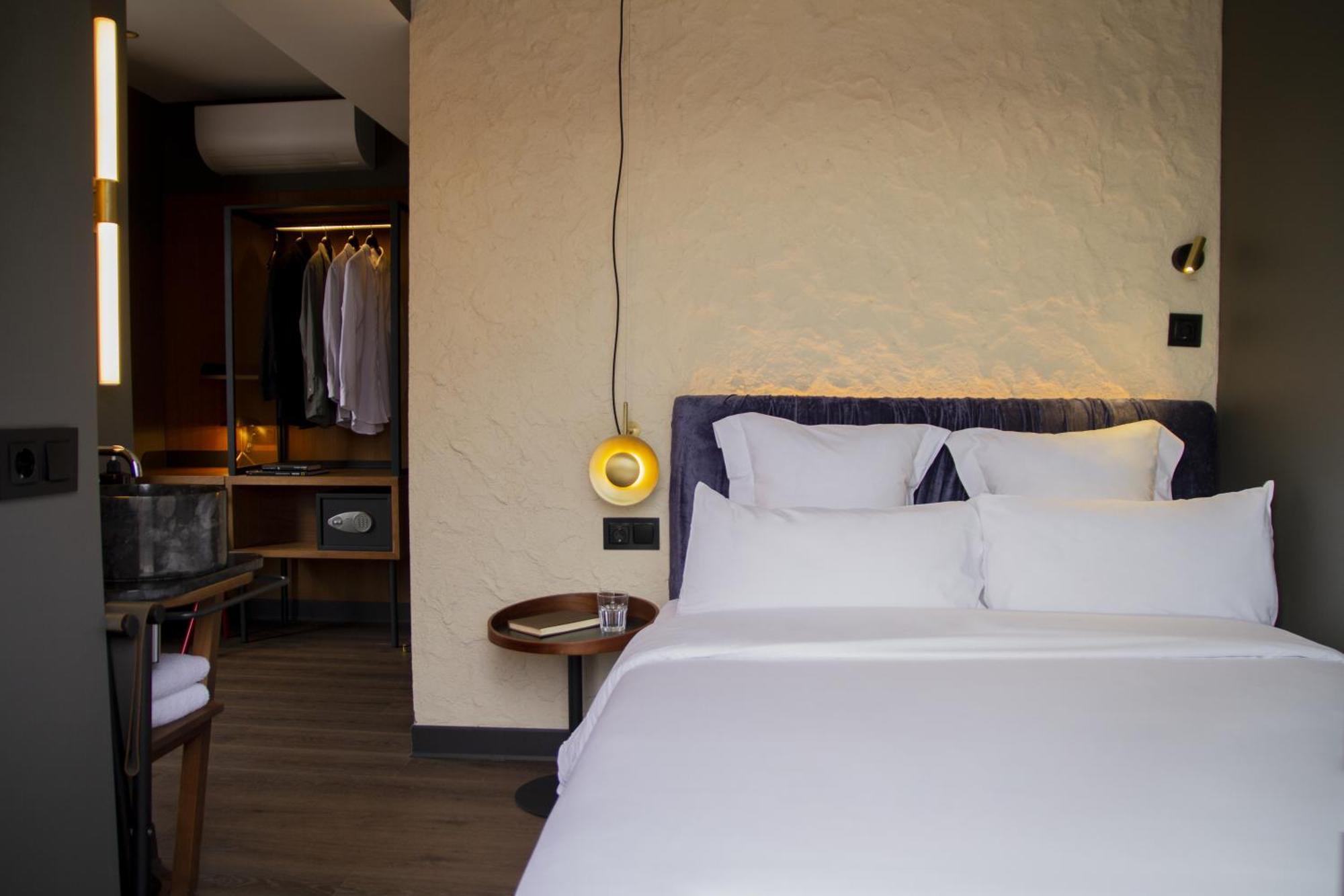 Hotel Letoh Letoh